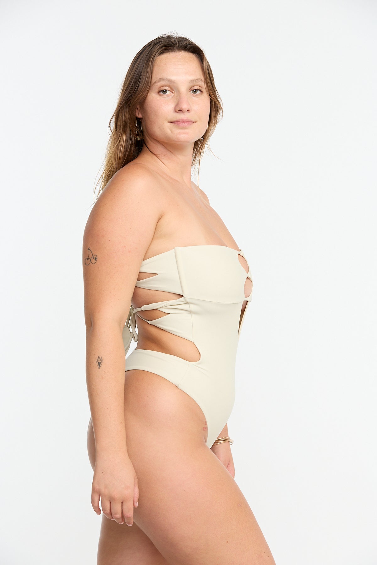 India One Piece - Gardenia