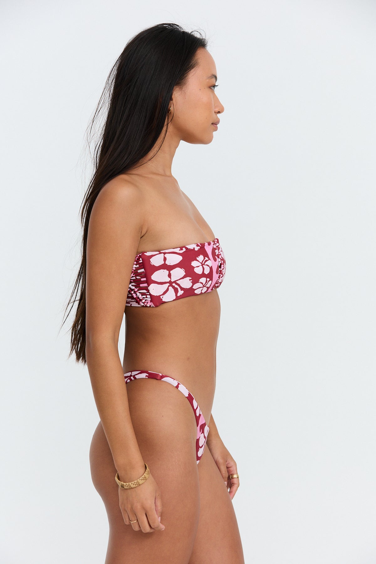 Alana Bottom - Papeete