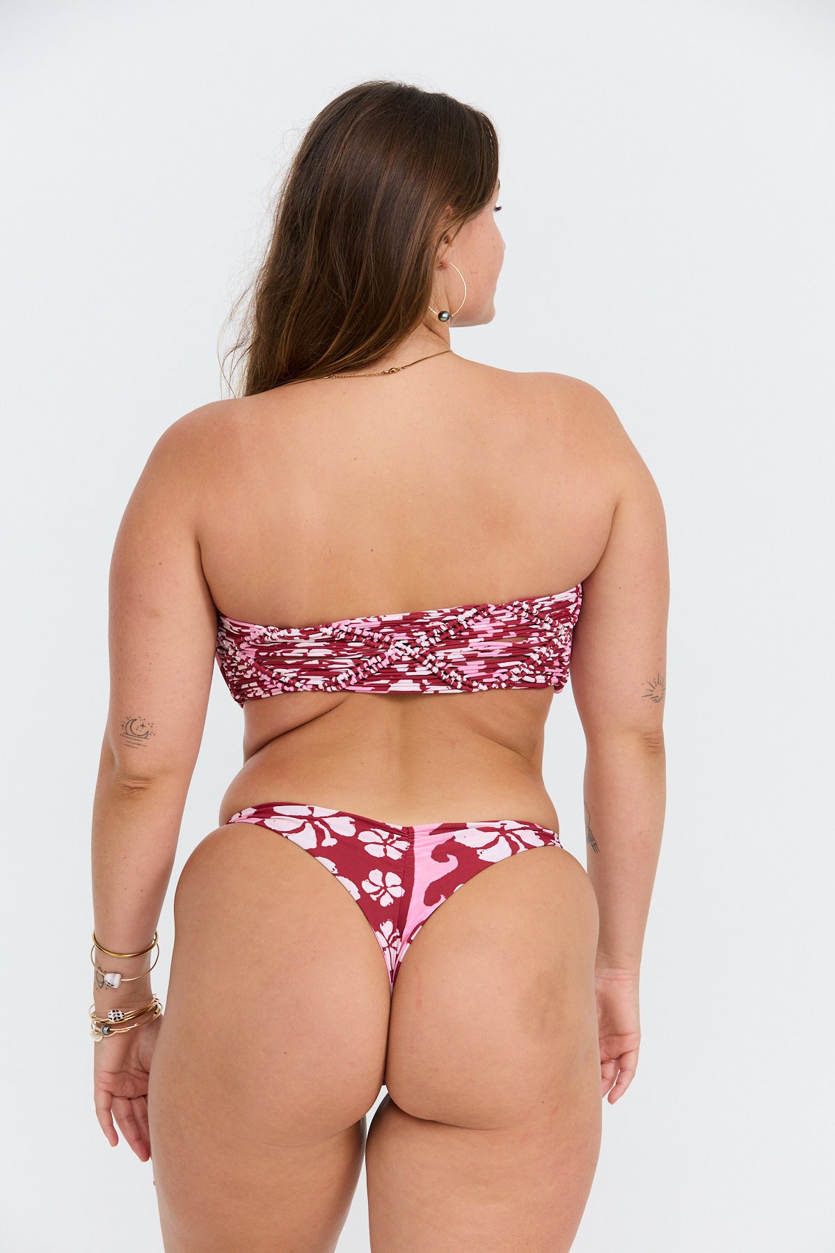 Alana Bottom - Papeete