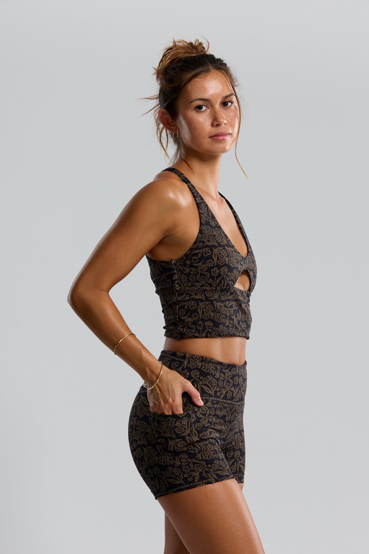 Emily Active Tank - Brown Batik
