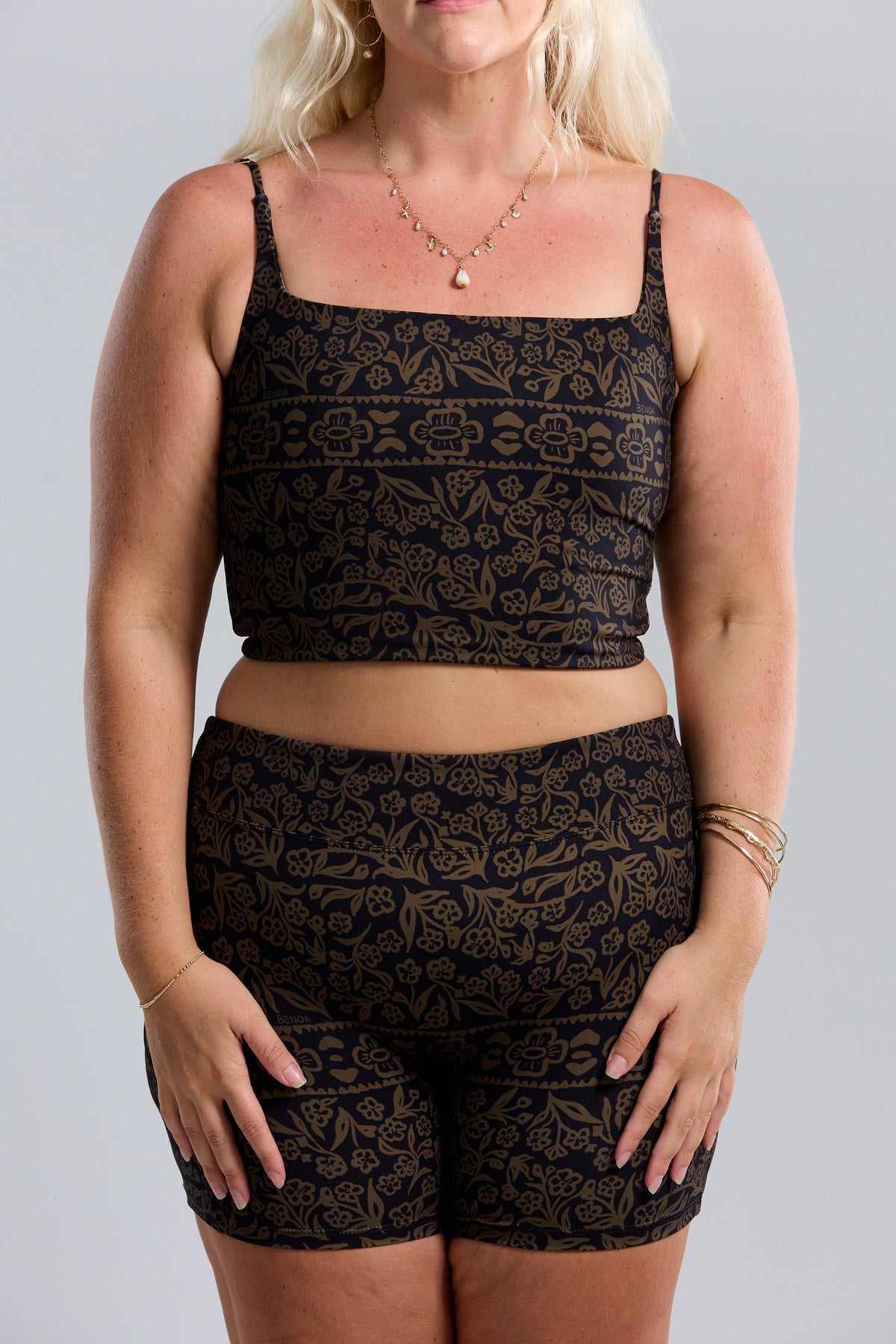 Everywhere Active Tank - Brown Batik