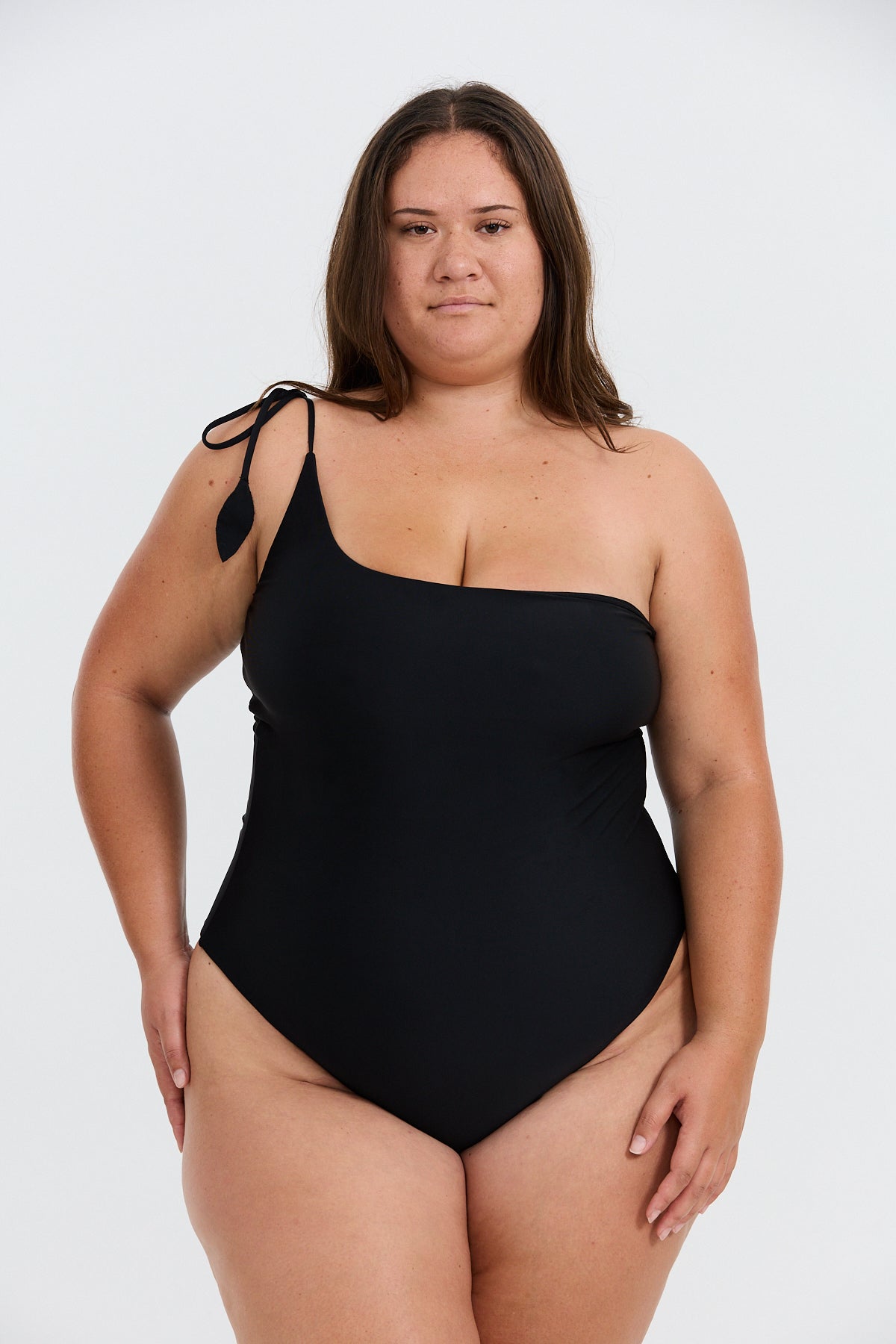 Makaio Curve One Piece - Black