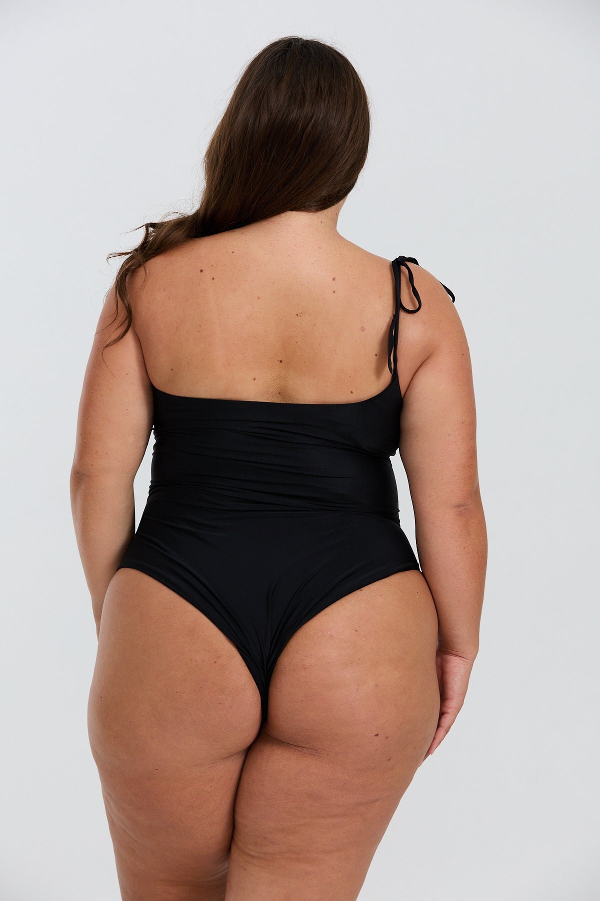 Makaio Curve One Piece - Black