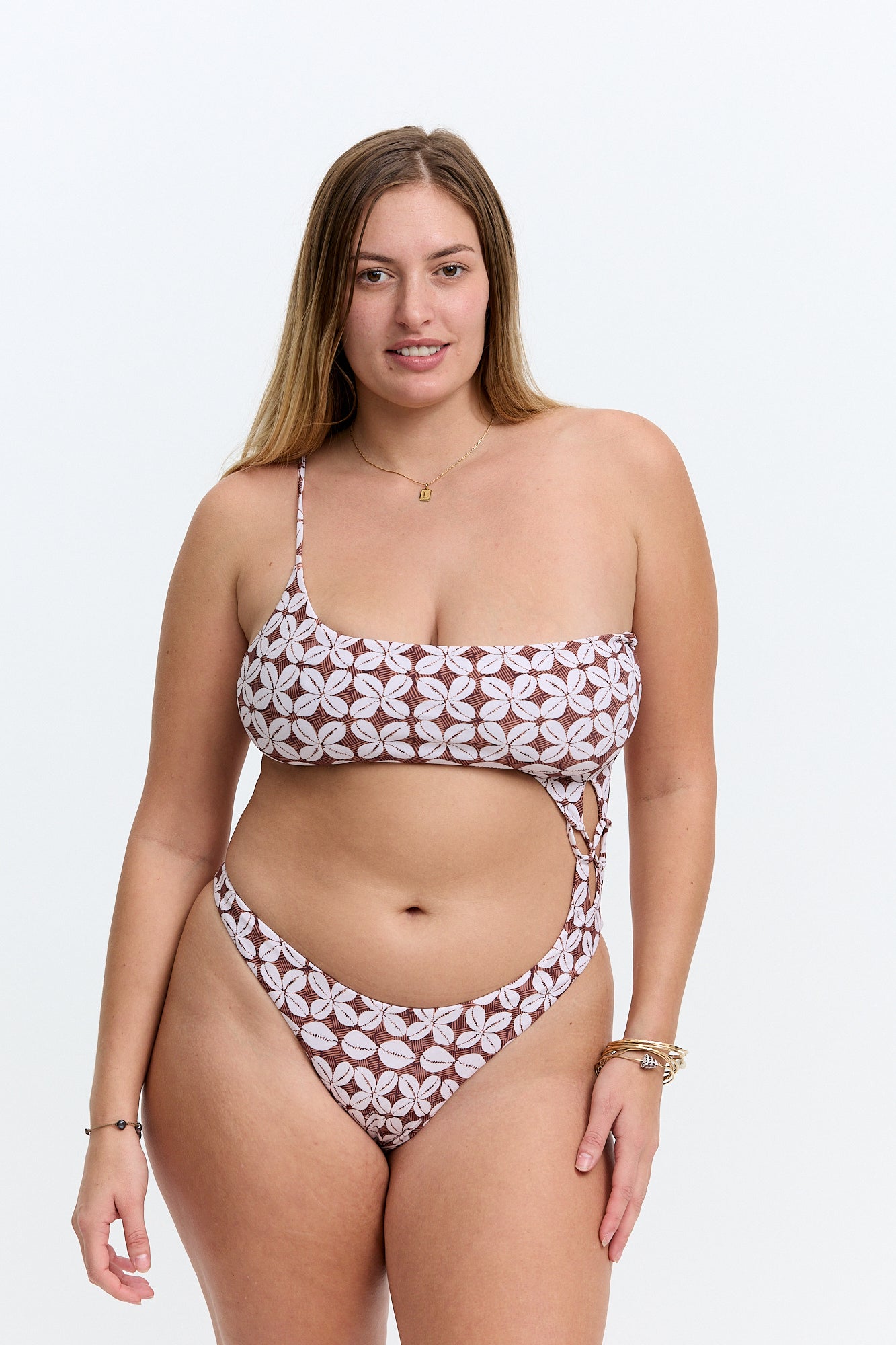 Maldives One Piece - Cowrie Basket