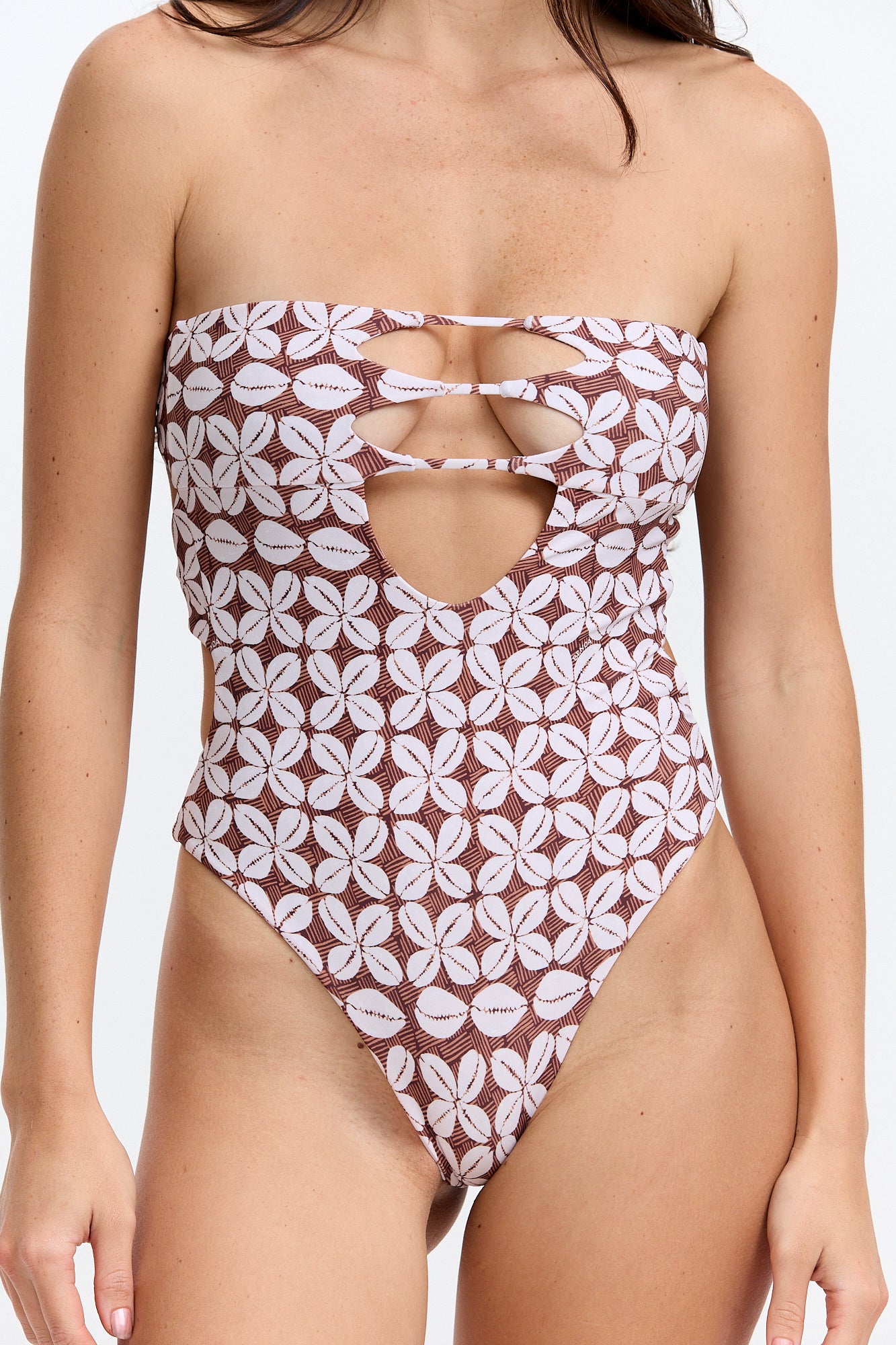 India One Piece 2.0 - Cowrie Basket