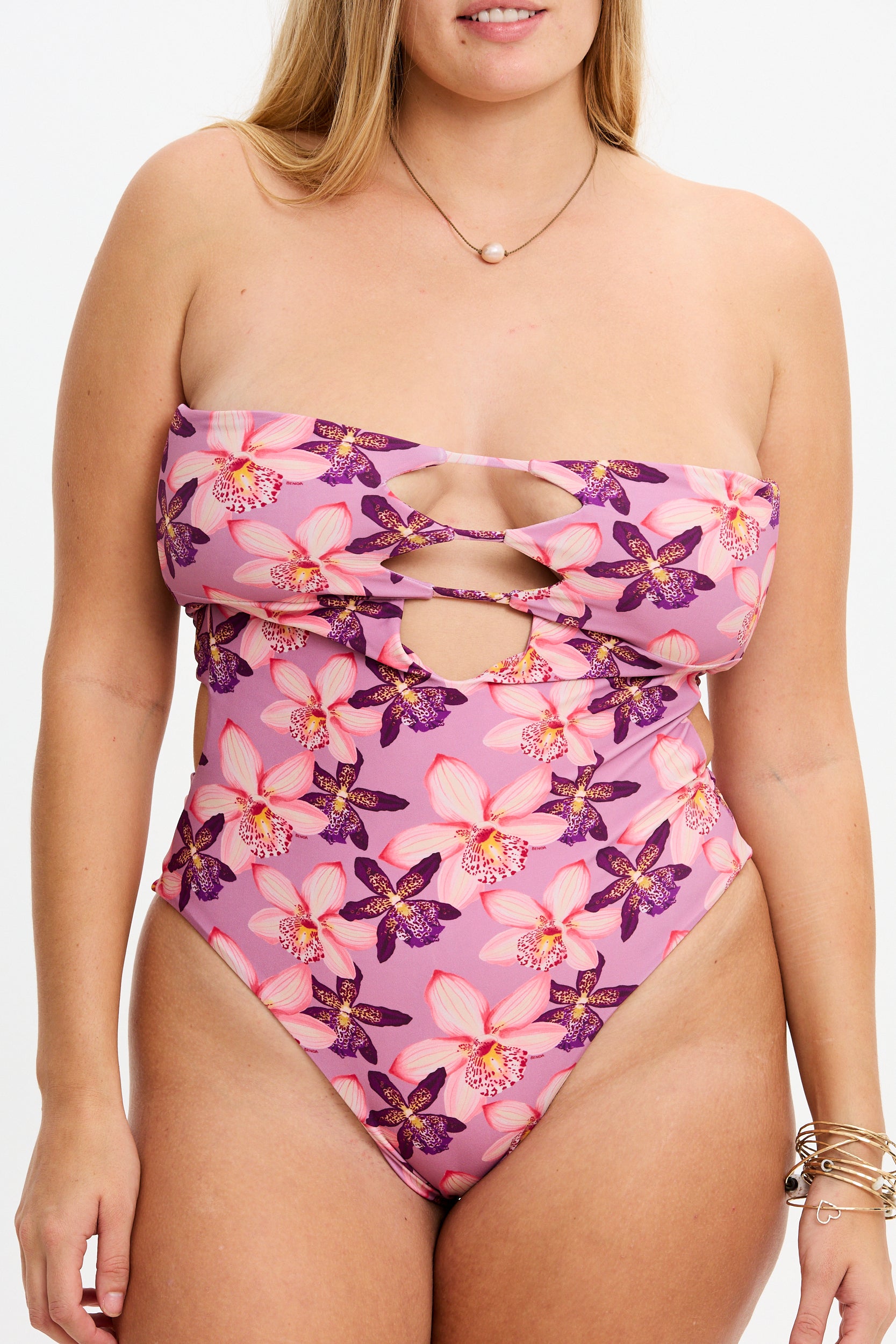 India One Piece 2.0 - Bloom