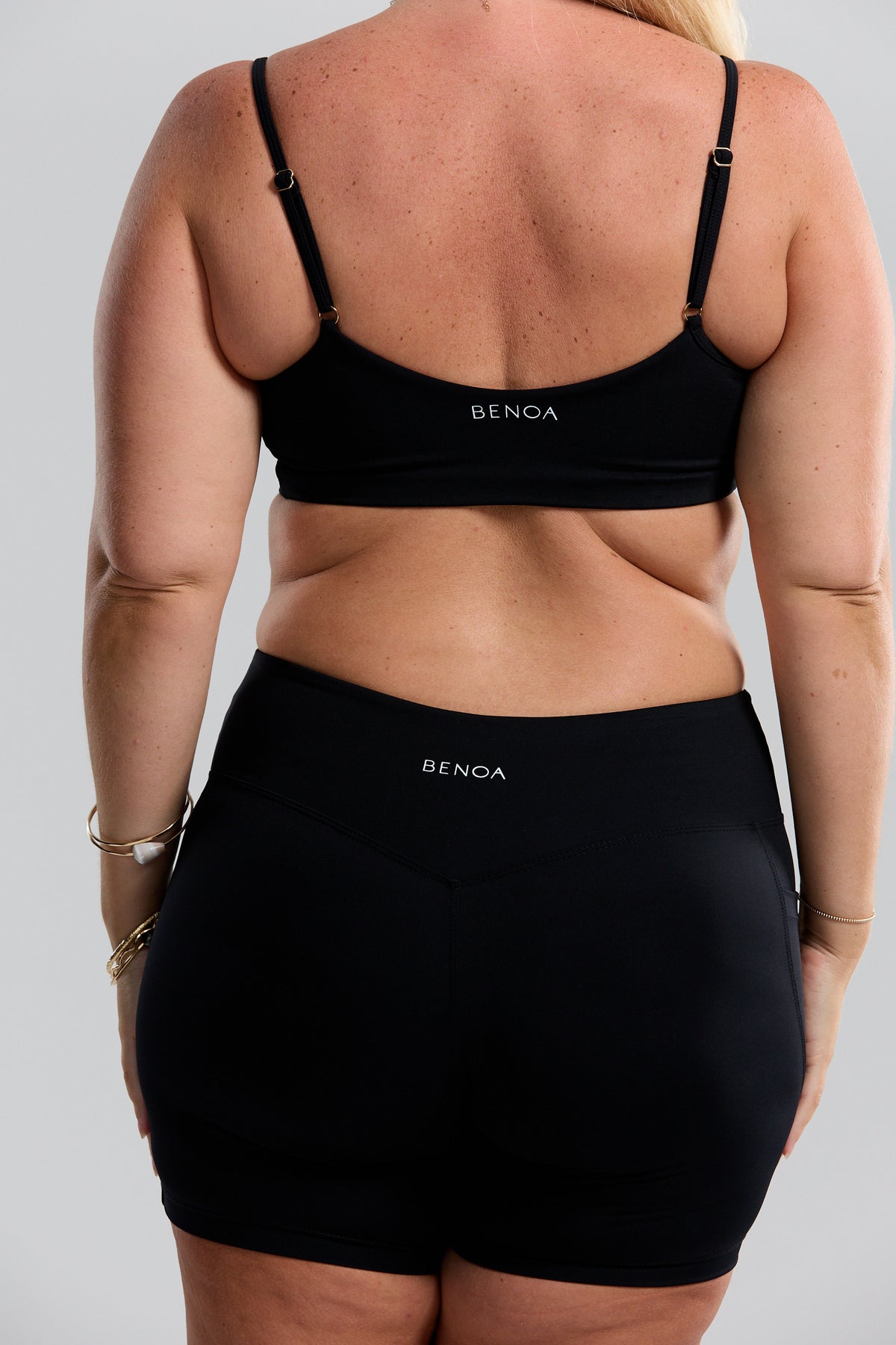 THE Sports Bra - Black