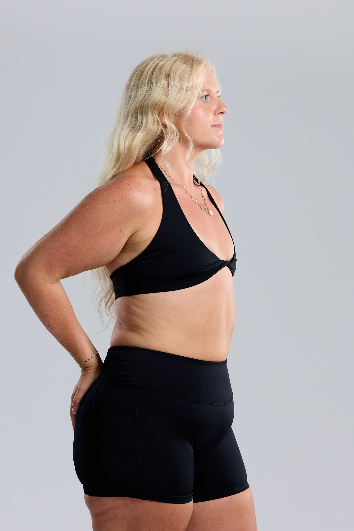Plunge Sports Bra - Black