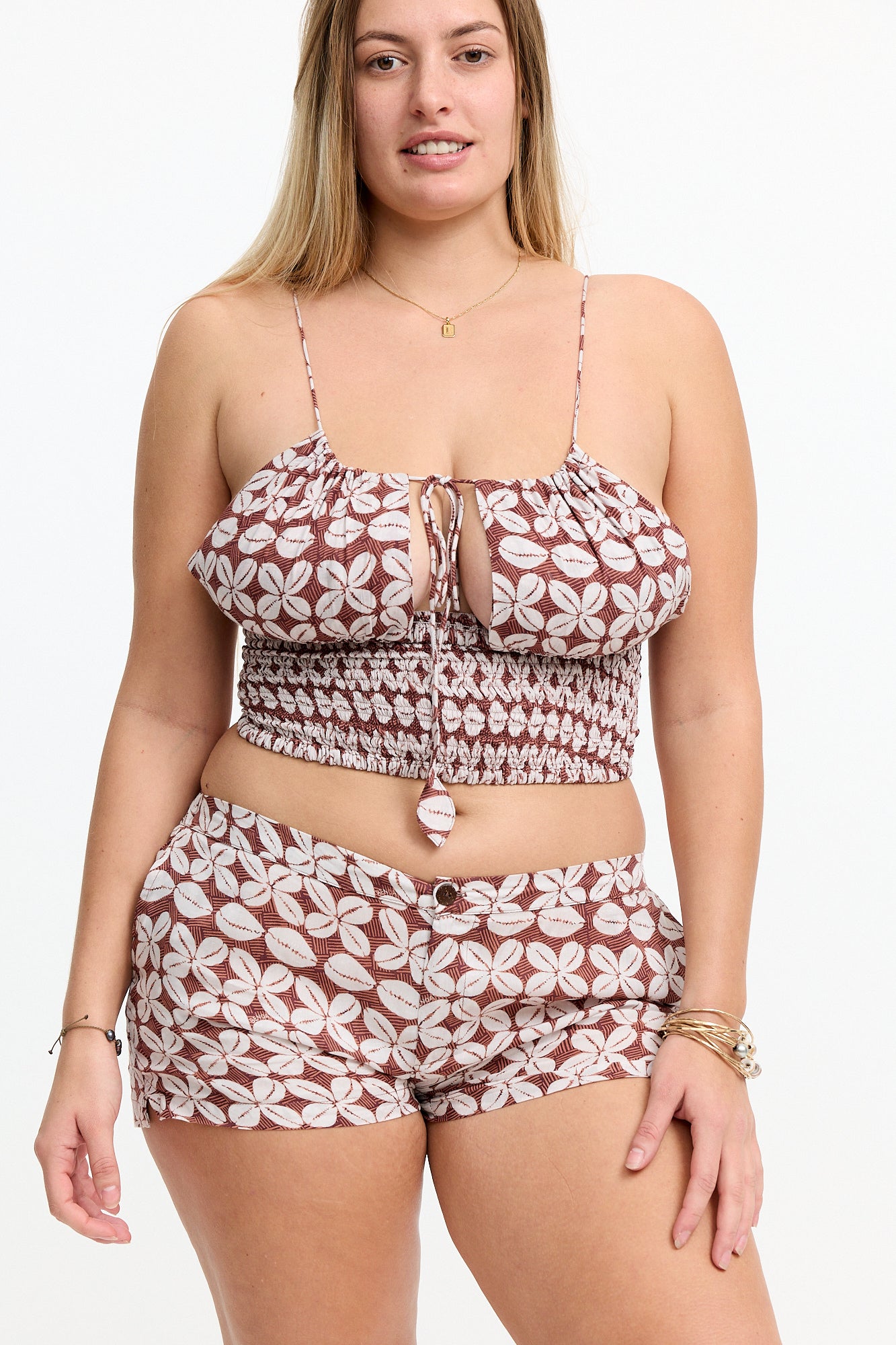 Sabi Top - Cowrie Basket