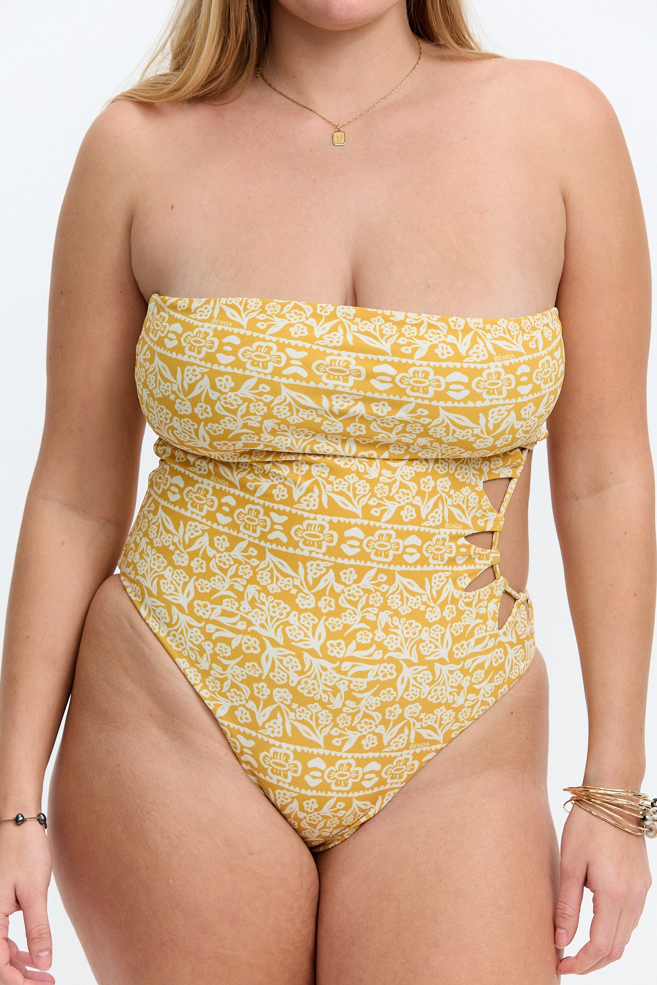 Sunny One Piece - Goldie