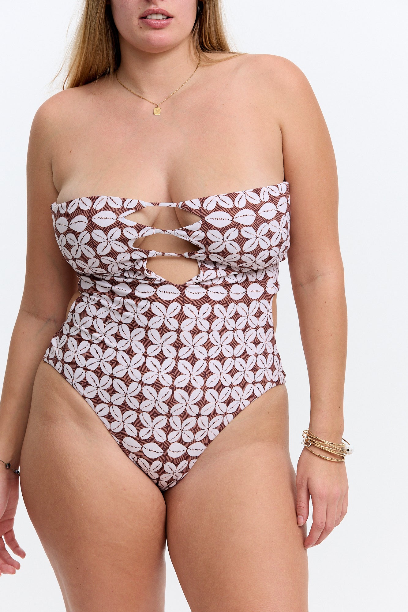 India One Piece 2.0 - Cowrie Basket