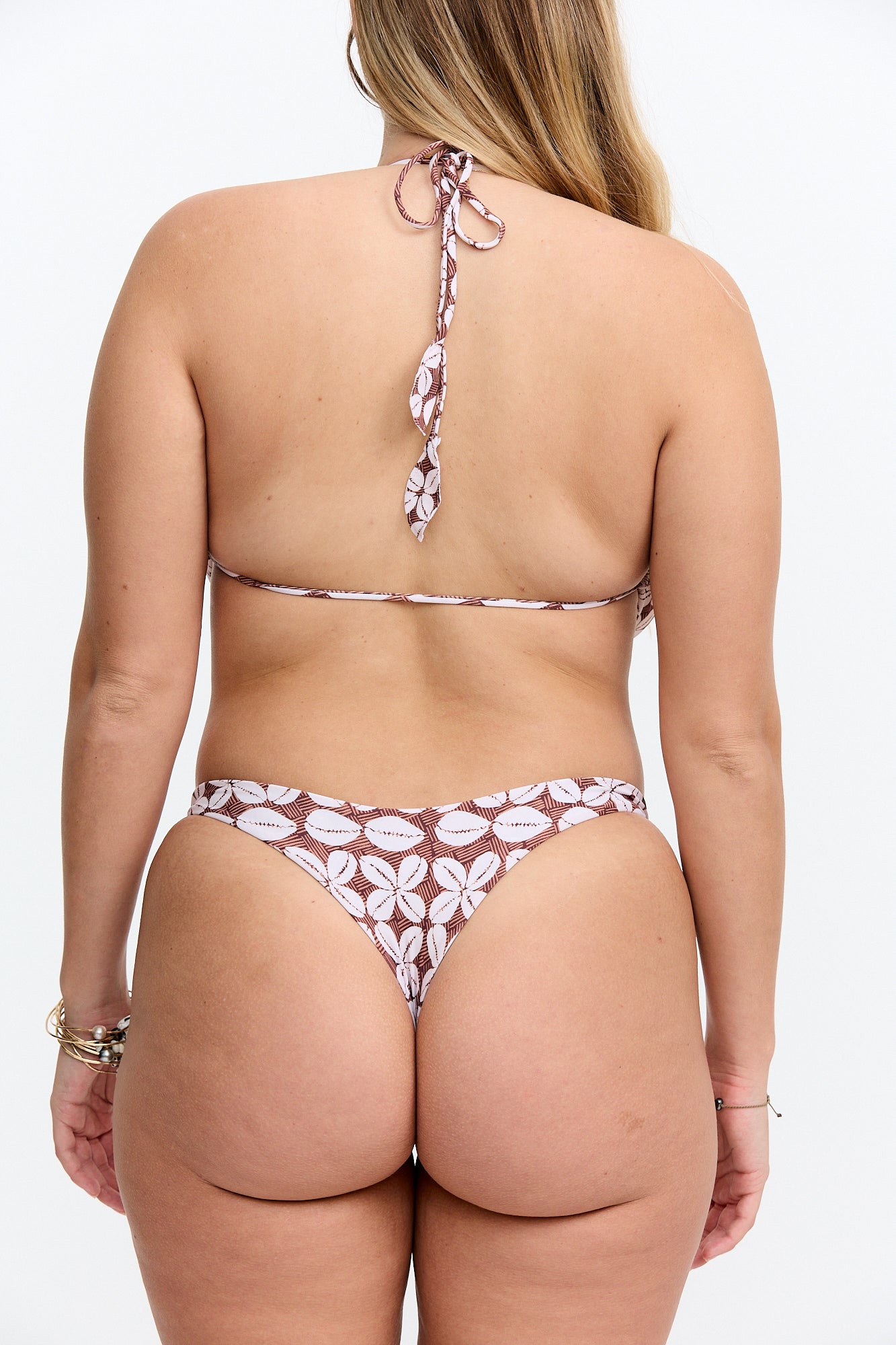 Rio Bottom - Cowrie Basket