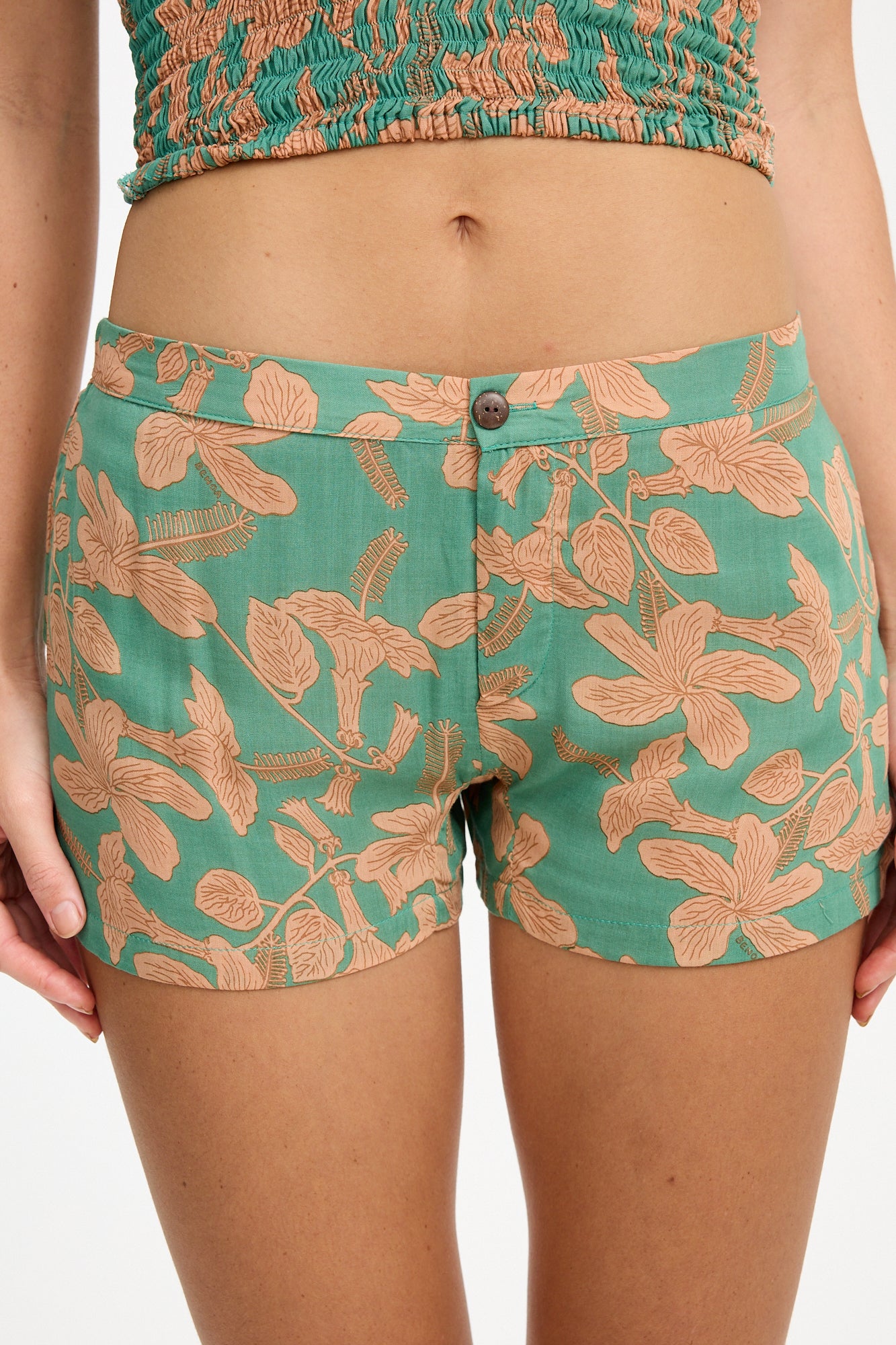 Coco Shorts - Tropics